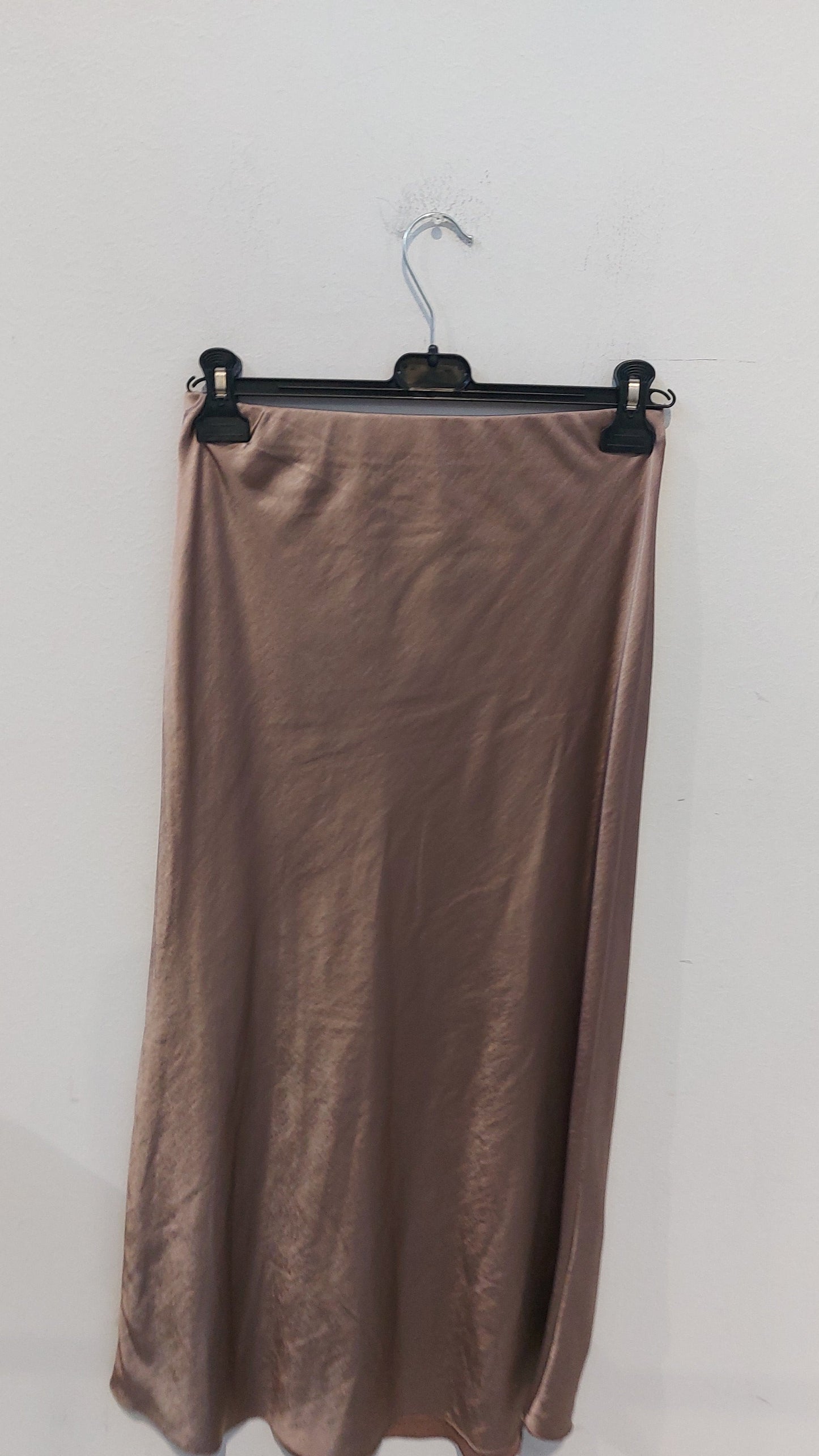 collezione autunno inverno 2025 2026 gonna in raso donna