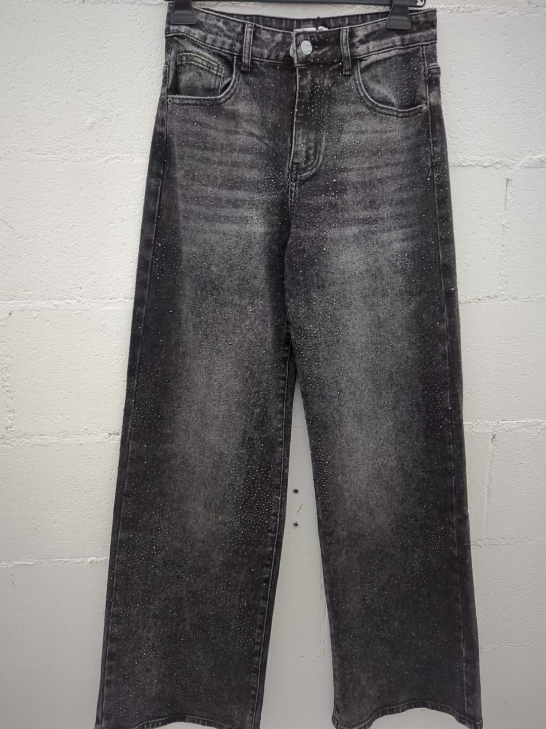 Jeans donna a vita alta con punti luce all-over, gamba dritta ampia, lavaggio black stone – vista frontale